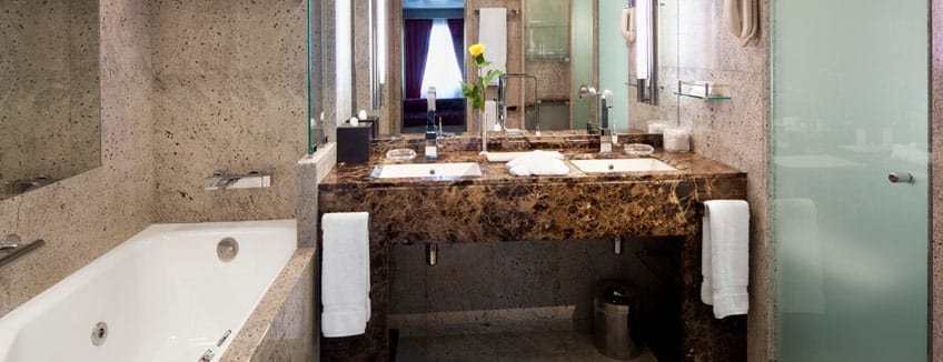 Seabourn Owner's Suite Bathroom